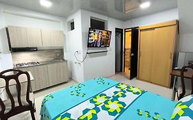 Cómodos y acogedores Apartaestudios - Manizales